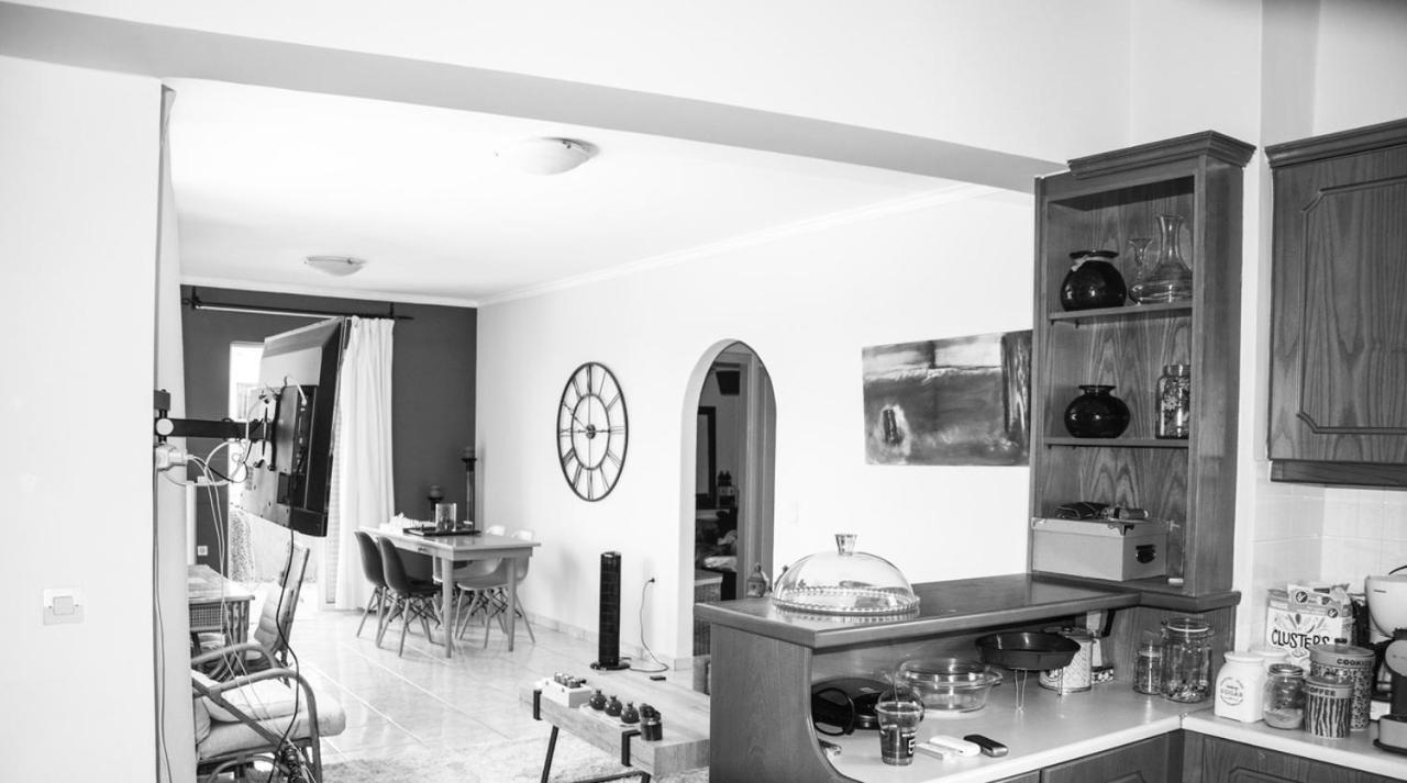 Thalassa Seaside Apartment Hanya Dış mekan fotoğraf